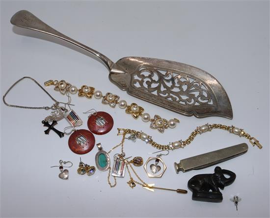 Mixed jewellery